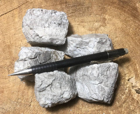 perlite - teaching student specimens of gray perlite ore - an amorphous hydrated glass - Unit of 5 specimens 