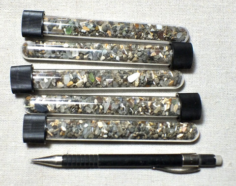 sand - beach sand with a high percentage of glass grains - set of 5 tubes