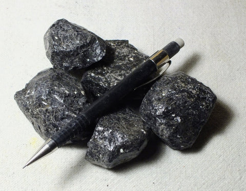 vitrophyre - teaching student specimens of an unusual volcanic glass