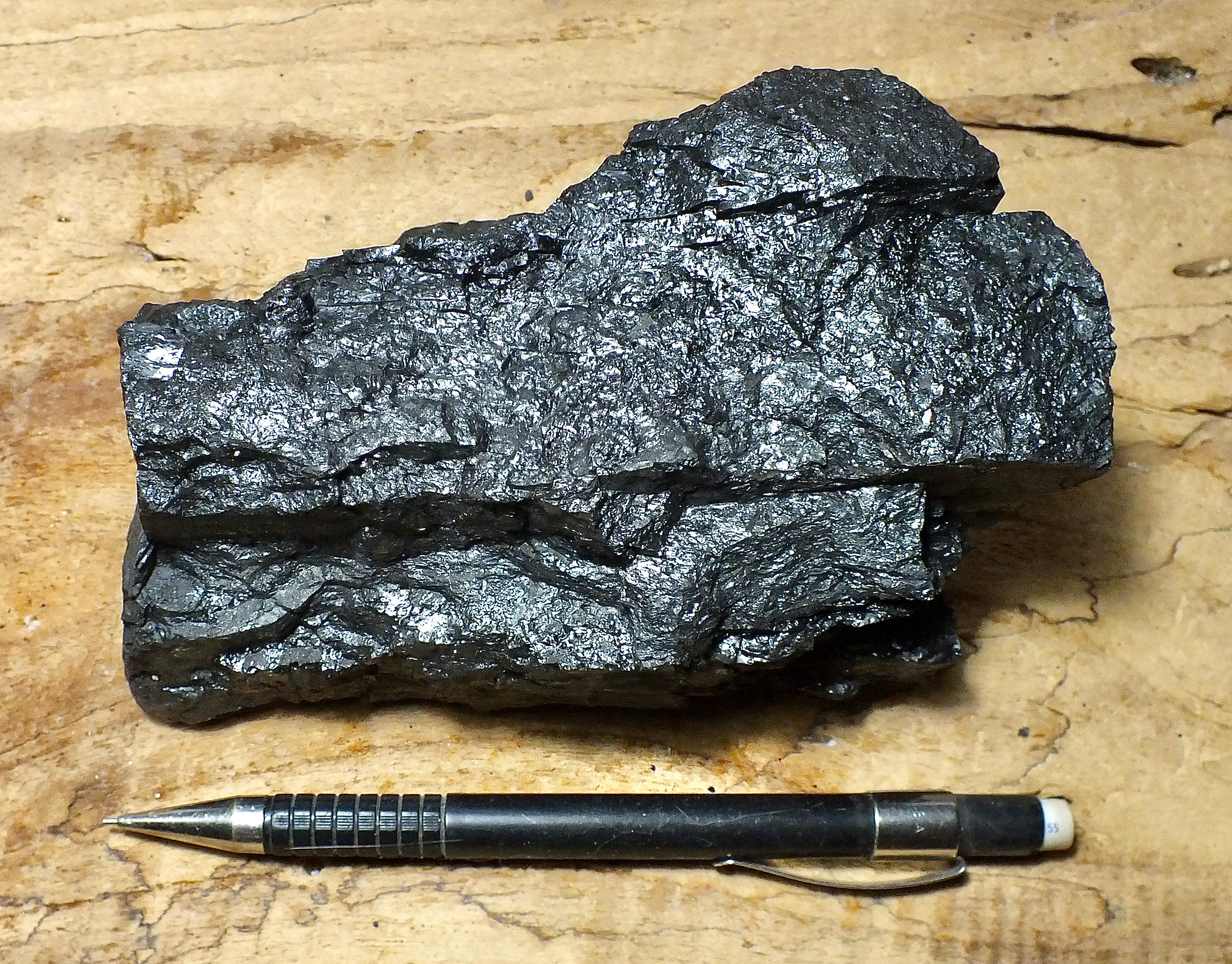 Bit Ominous Rocks sedimentary rocks – Geological Specimen Supply