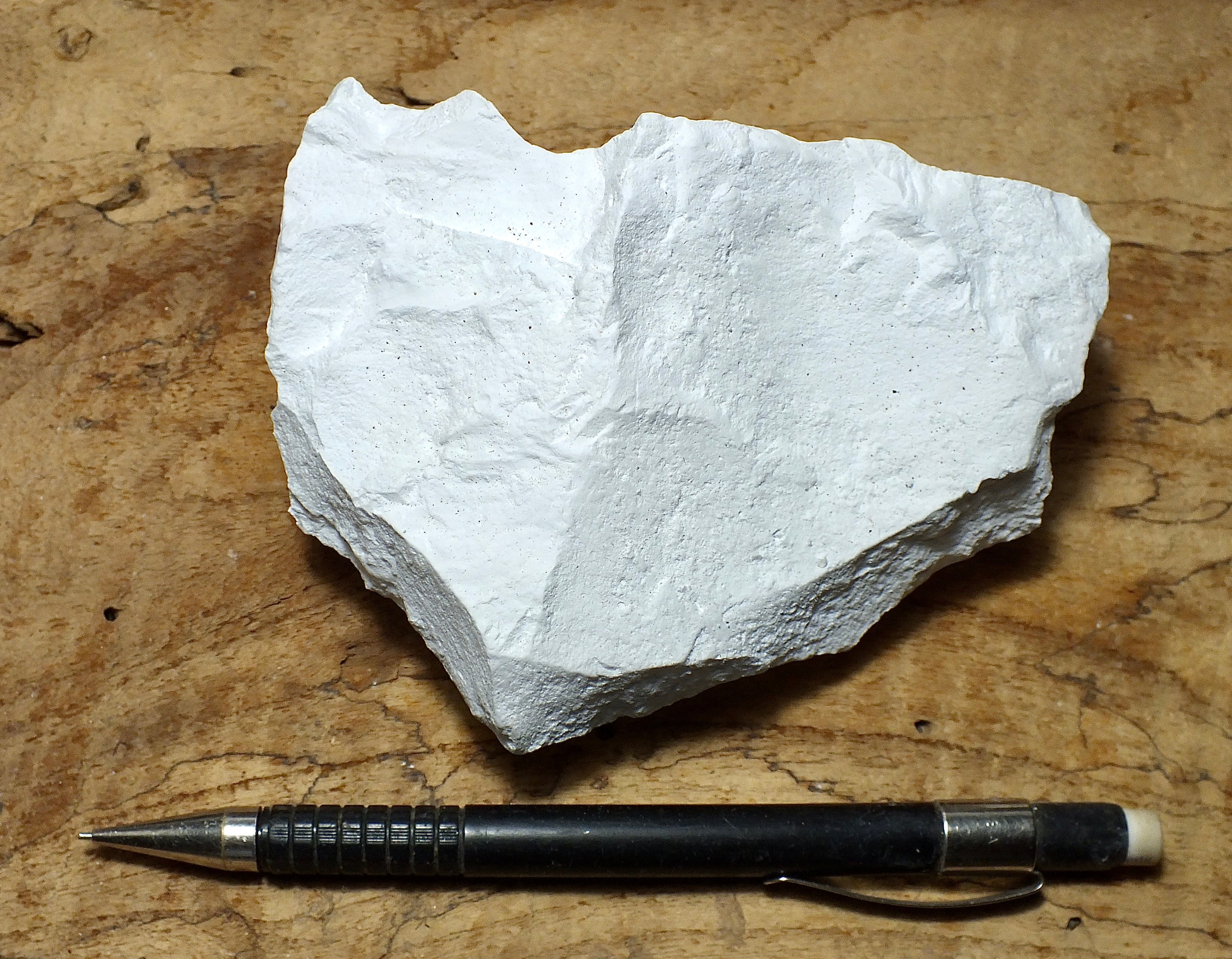 kaolinite - soft white kaolin - teaching hand specimen of the primary ...