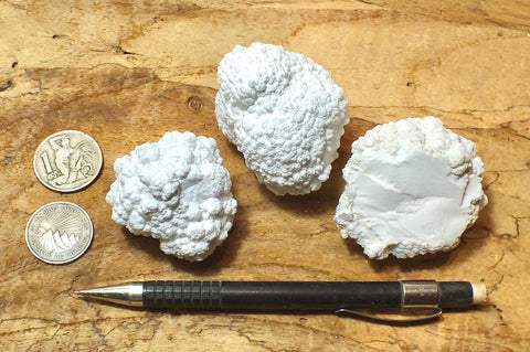 magnesite - white vitreous nodular magnesite - set of nodules