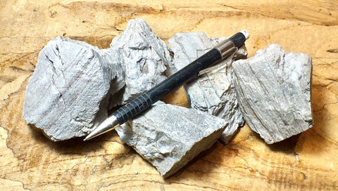 perlite - teaching student specimens of gray perlite ore - an amorphous hydrated glass - Unit of 5 specimens