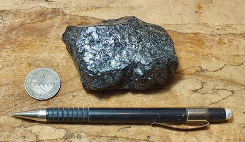 vitrophyre - hand specimen of an unusual volcanic glass